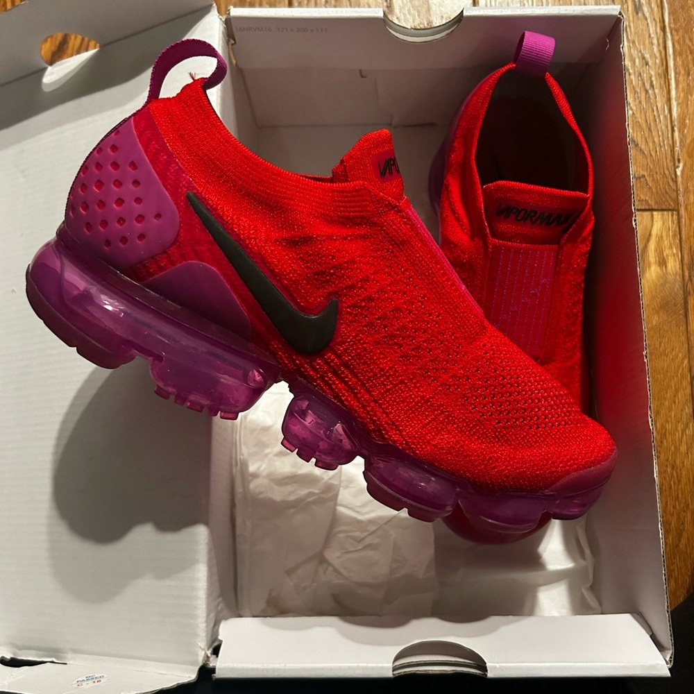 Woman’s Nike shoes